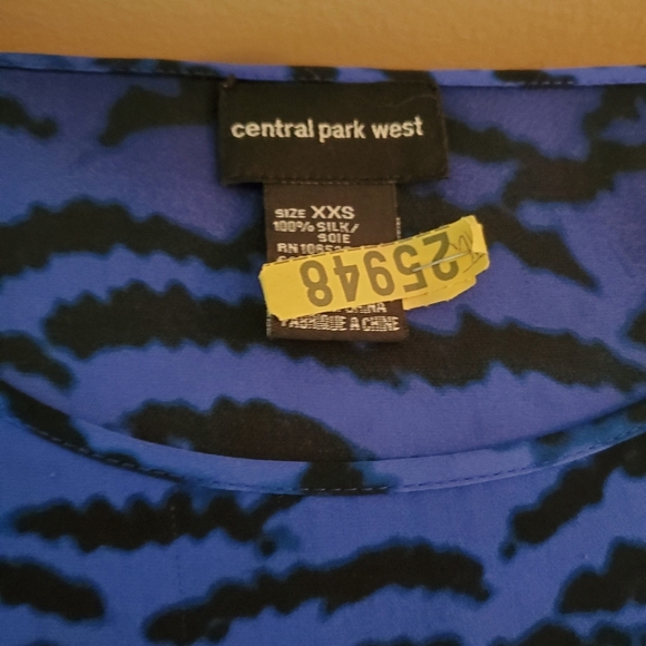 Aritzia Central Park West 100% silk shirt - Picture 7 of 11